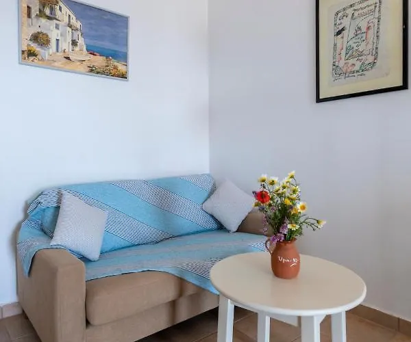 Margarita Countryside * Pounda